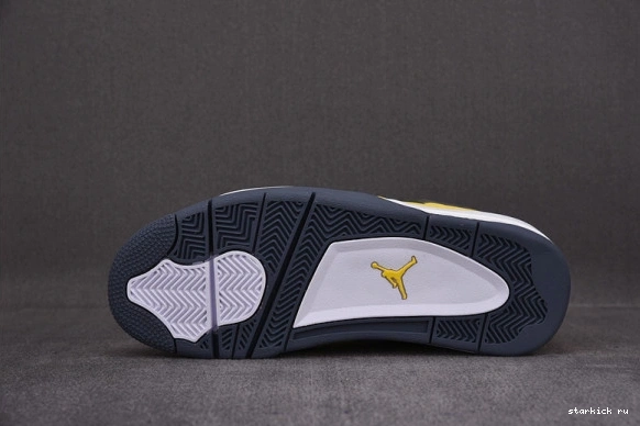 4 CT8527-700 Jordan Lightning (2021) CT8527-700 Air Retro 0830